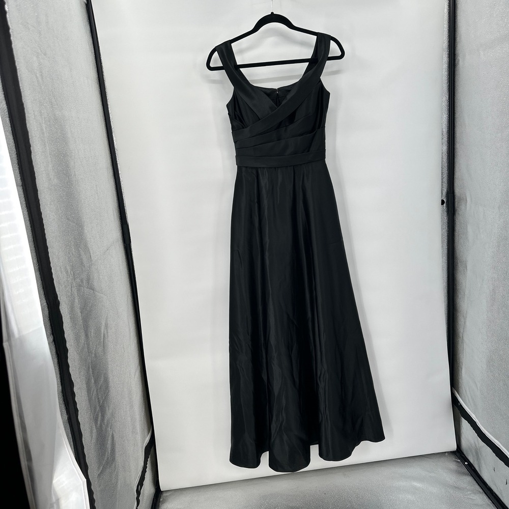 Black Formal Dress Bill Levkoff size 4‎ Pleated Bodice A Line Evening Gown Prom